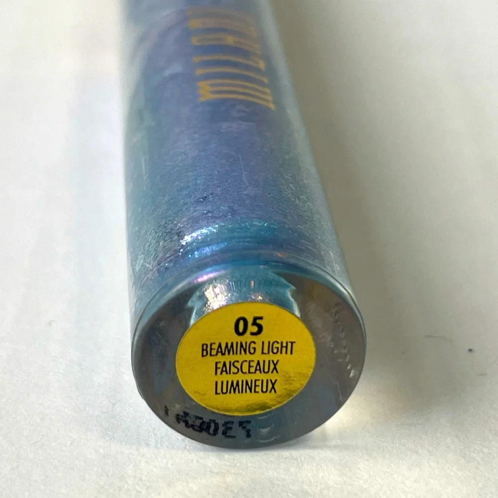 Milani Hypnotic Lights Holographic Lip Topper Beaming Light